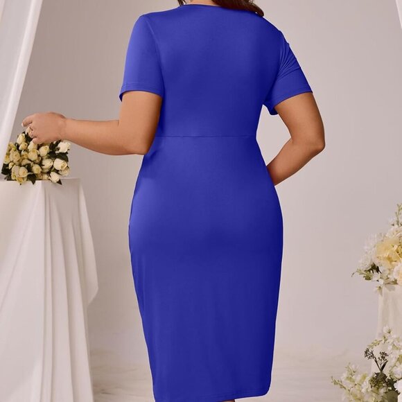 Plus Size A Line Dress Short Sleeve Pockets Crew Neck for Curvy Women - Picture 5 of 6